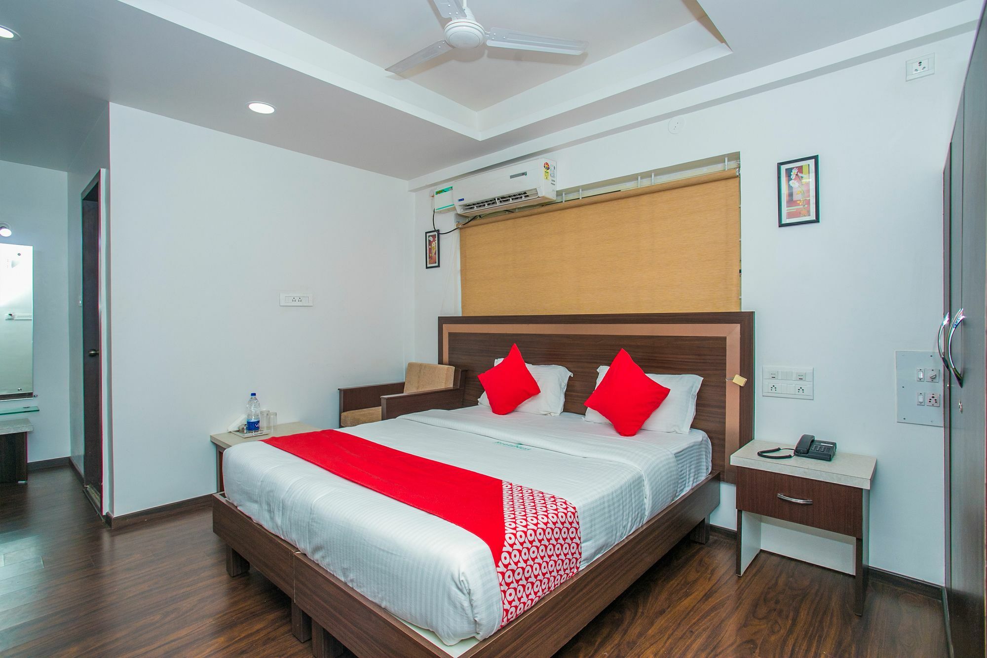 Flagship Malnad Residency Near Bengaluru Palace Exterior foto